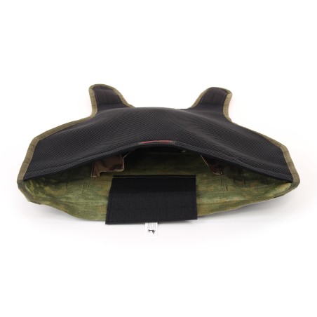 Plate support and protective vest combined in ARES plate carrier
