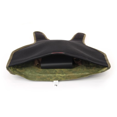 Plate support and protective vest combined in ARES plate carrier