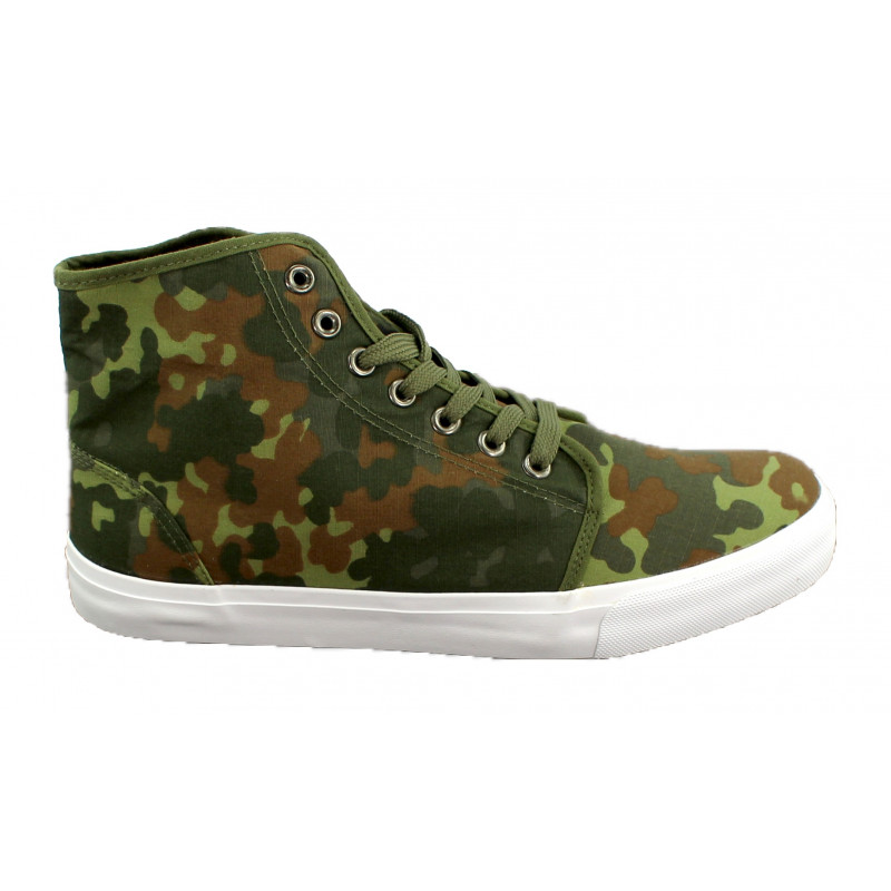Army sneaker in camouflage colors Leisure summer shoe by Miltec